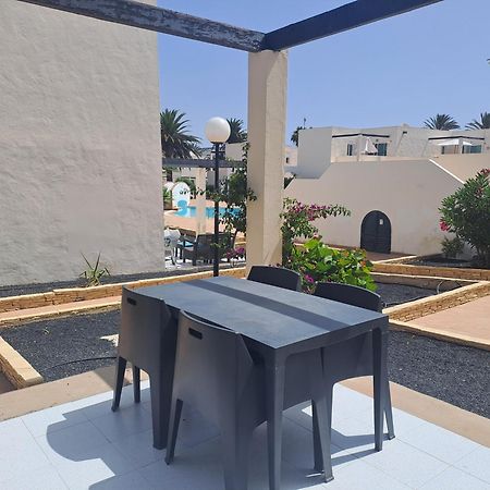 Homeforguest Apartamento 15 Con Terraza Y Piscina En Corralejo Dış mekan fotoğraf