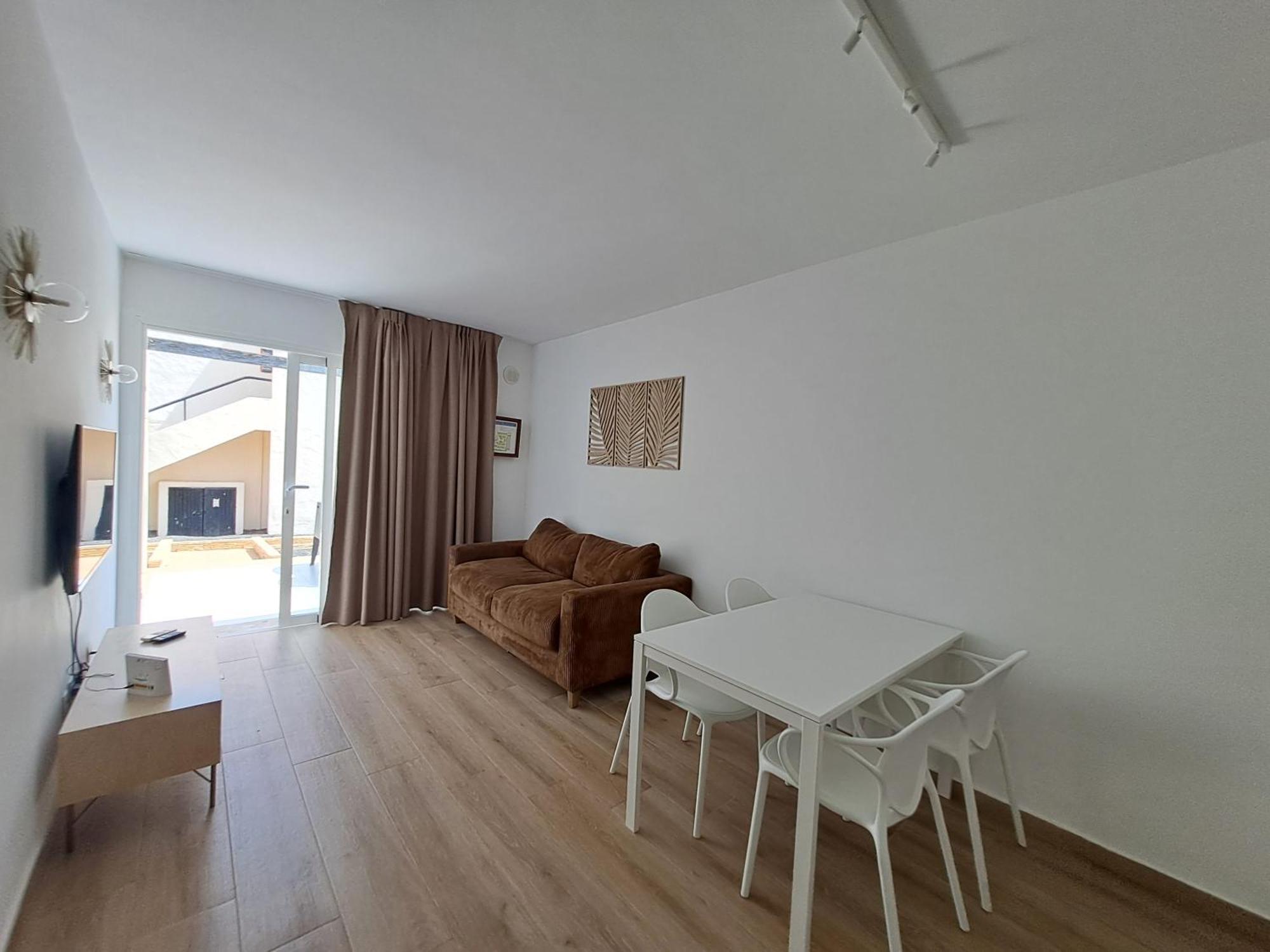 Homeforguest Apartamento 15 Con Terraza Y Piscina En Corralejo Dış mekan fotoğraf