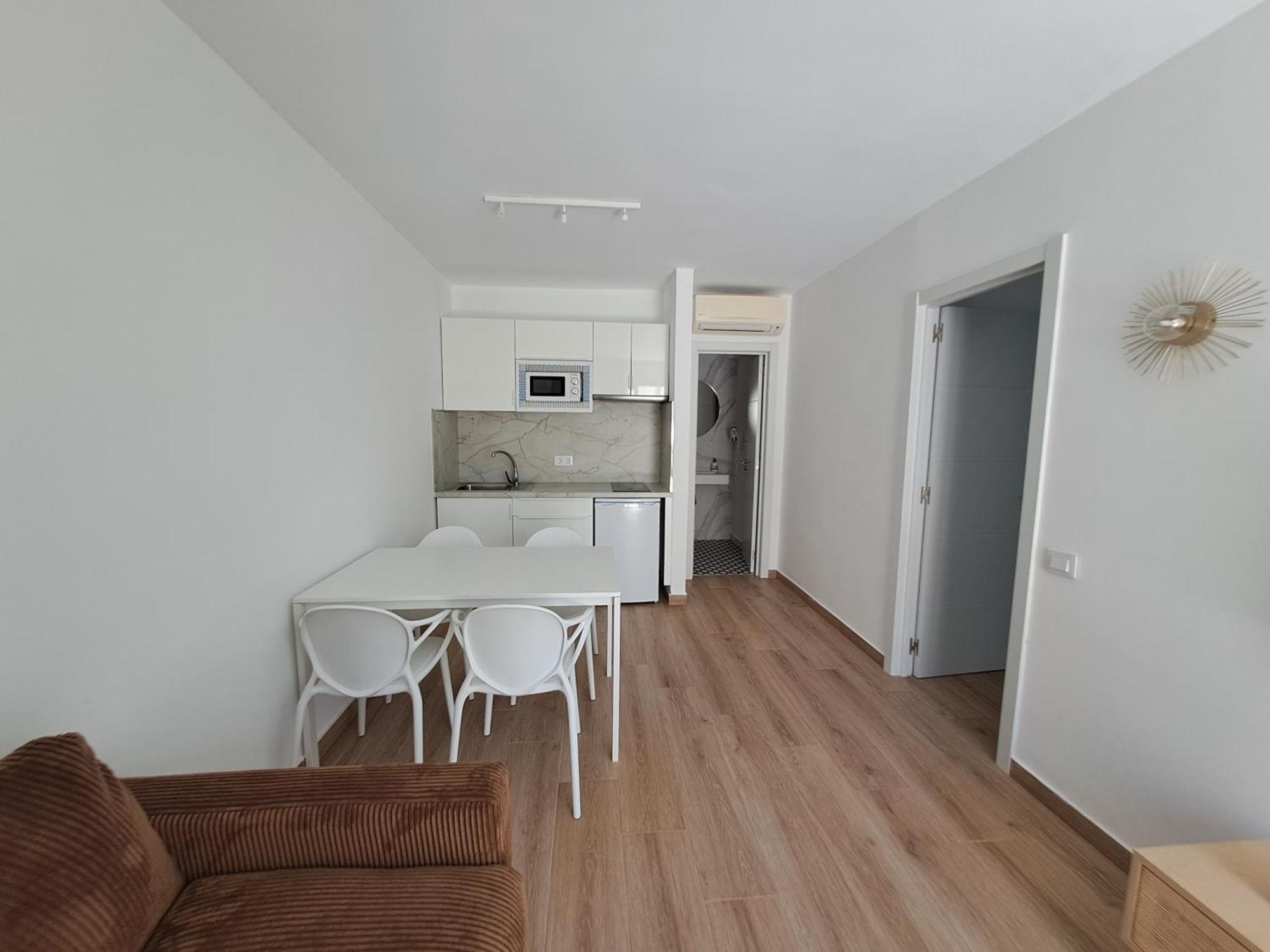 Homeforguest Apartamento 15 Con Terraza Y Piscina En Corralejo Dış mekan fotoğraf